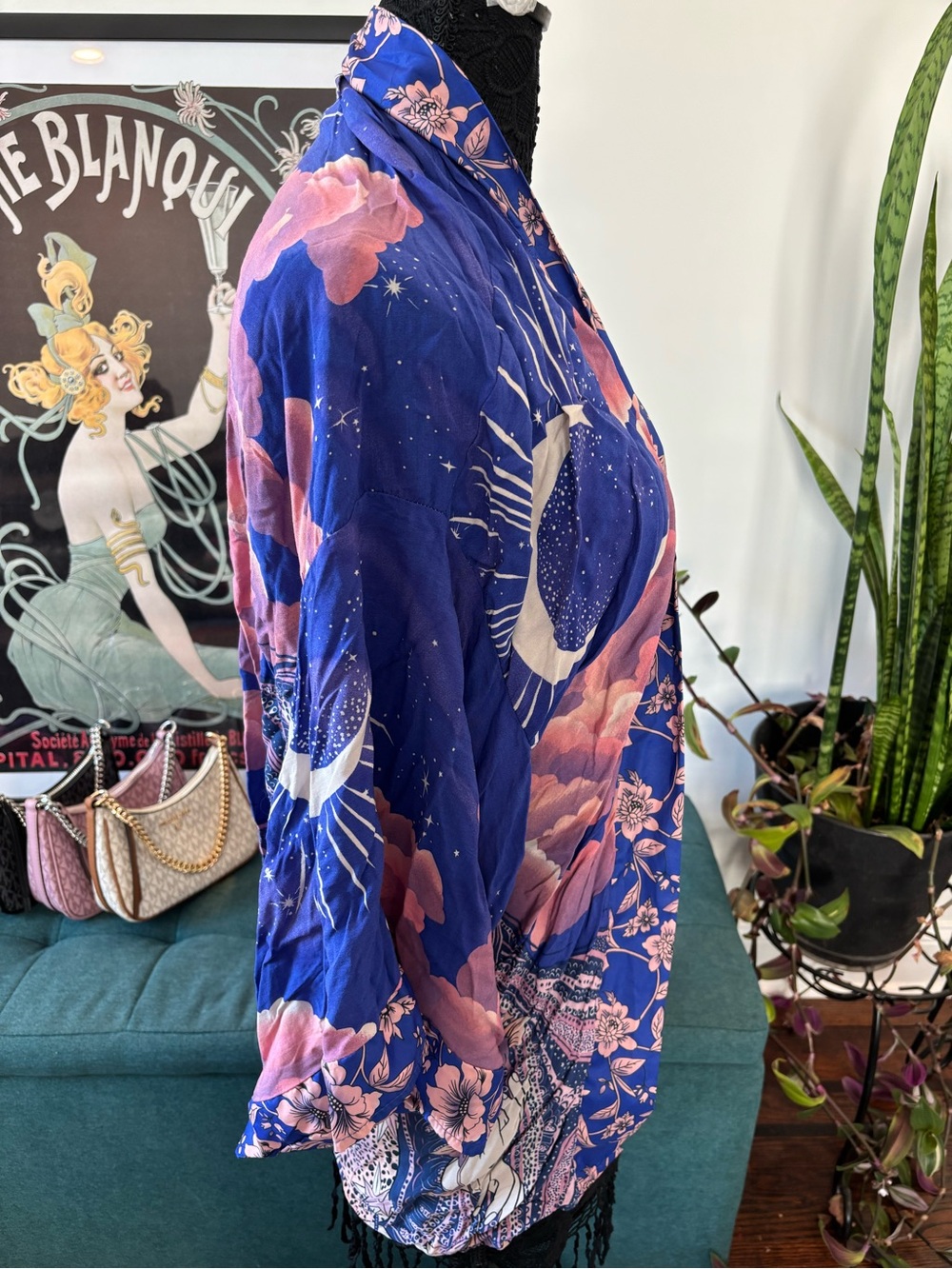 Women’s Blue Celestial Print Kimono Robe - Picture 7 of 9